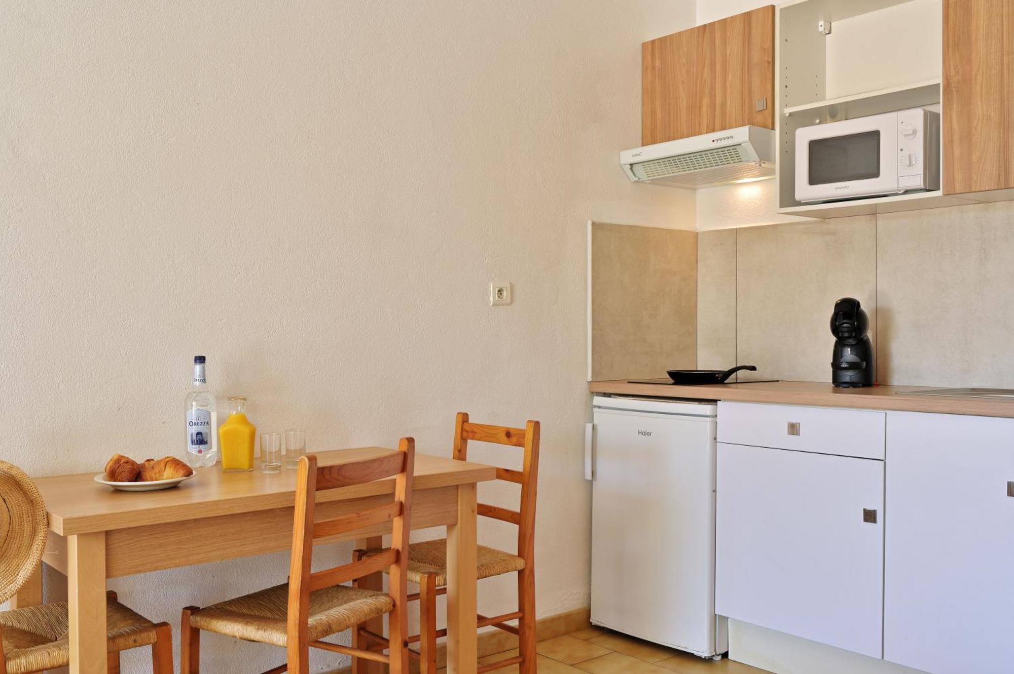 Motel De Porticcio Портисьо Экстерьер фото
